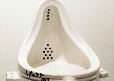Duchamp, Marcel. Fonte, 1917.
