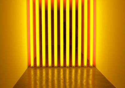 Flavin, Dan. Sem título, 1972-75.