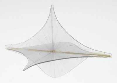 Gabo, Naum. Modelo para cosntrução suspensa, 1950.