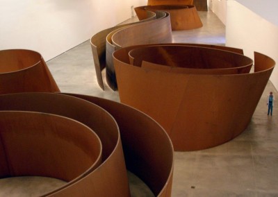 Serra, Richard. Questão de tempo,1994–2005.